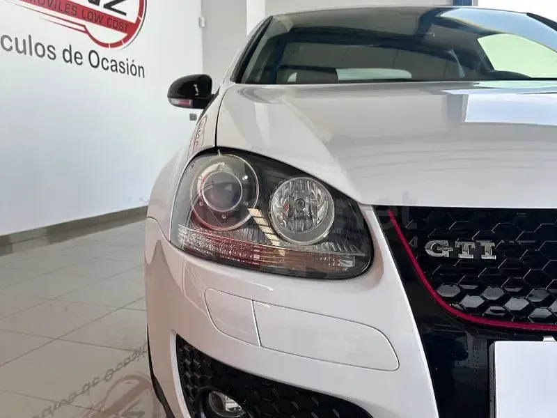 Usado VW Golf VI GTI 200 CV (147 kW) 2009 Blanco Utilitario