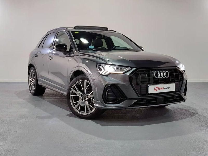 Usado Audi Q3 Ambiente 150 CV (110 kW) 2024 Gris / plata SUV
