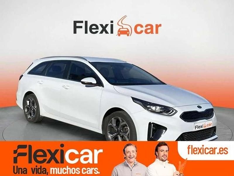 Blanco Usado 2021 Kia Ceed 2 Familiar | 12.890 € (Precio justo) - Imagen 1/4