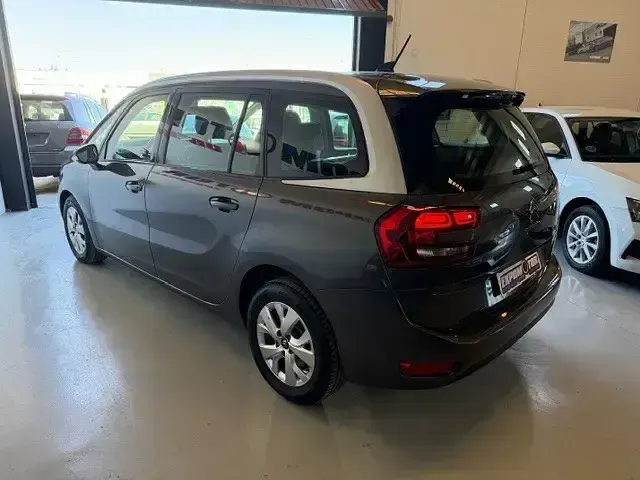 Usado Citroën C4 Feel 130 CV (95 kW) 2020 Gris