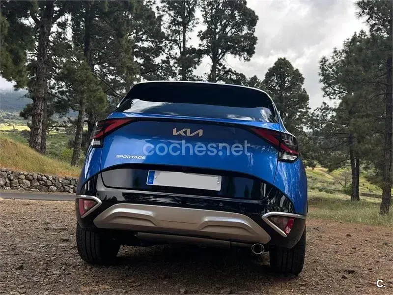 Usado Kia Sportage 150 CV (110 kW) 2022 Azul SUV