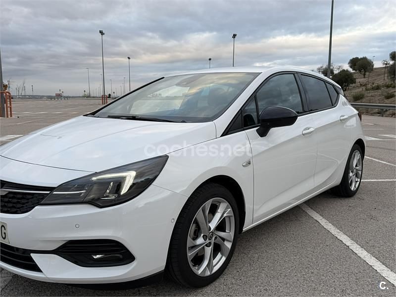 Usado Opel Astra GS Line 130 CV (95 kW) 2021 Blanco Berlina