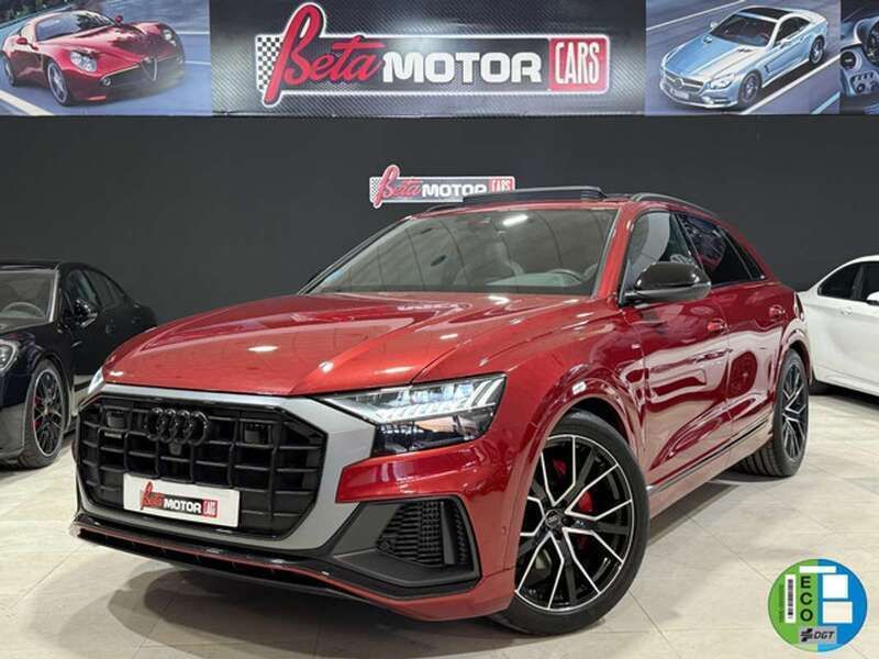 Rojo Usado 2022 Audi Q8 Sport SUV | 62.990 € - Imagen 1/4