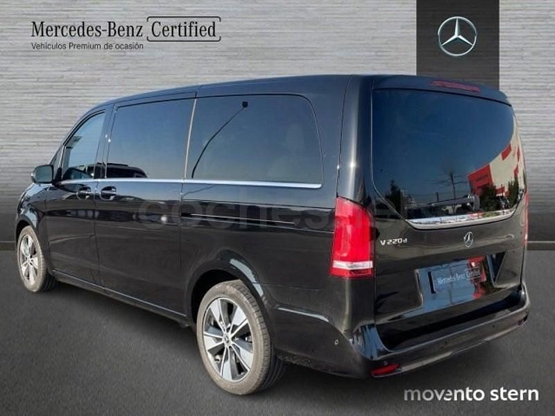 Usado Mercedes V220 Avantgarde 163 CV (119 kW) 2024 Negro Monovolumen