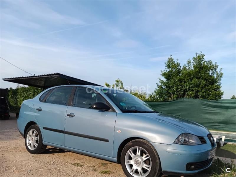 Azul Usado 2007 Seat Cordoba Reference Berlina | 3000 € - Imagen 1/4