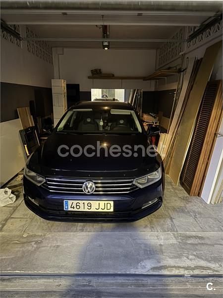Usado VW Passat Edition 120 CV (88 kW) 2015 Azul Familiar