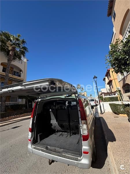 Usado Mercedes Viano 204 CV (150 kW) 2009 Gris / plata Monovolumen