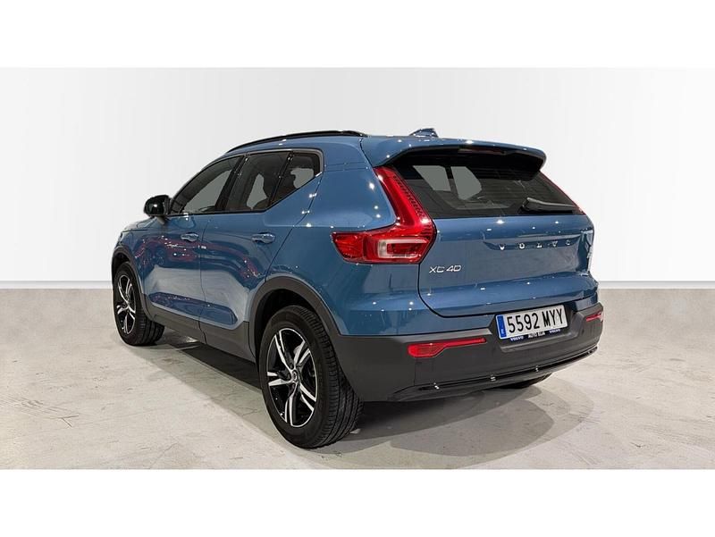Usado Volvo XC40 Plus 163 CV (119 kW) 2025 Azul SUV