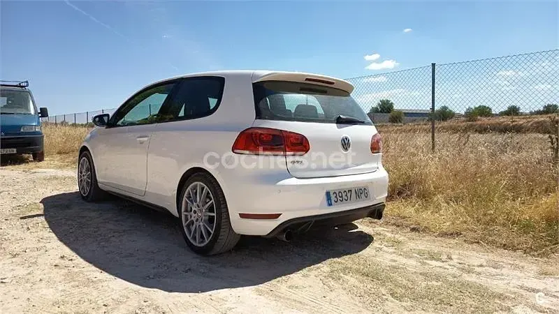 Usado VW Golf VI GTI 210 CV (154 kW) 2010 Blanco Berlina