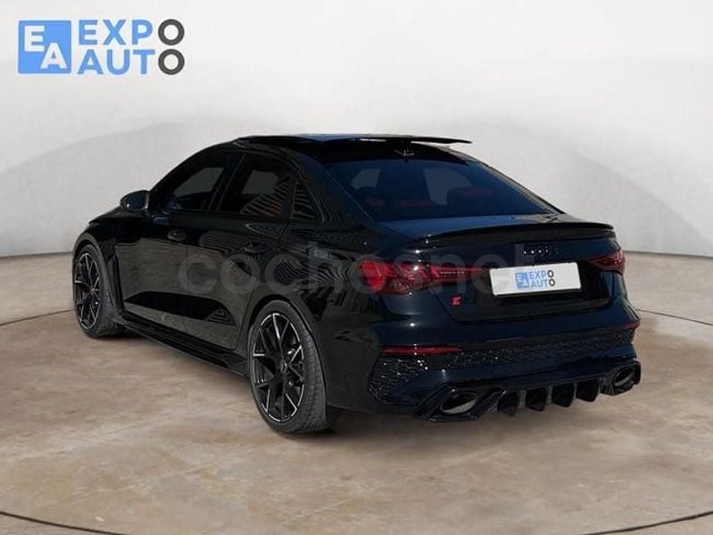 Usado Audi RS3 Sport 400 CV (294 kW) 2022 Negro Berlina