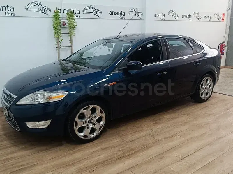 Usado Ford Mondeo Titanium 140 CV (102 kW) 2009 Azul Berlina