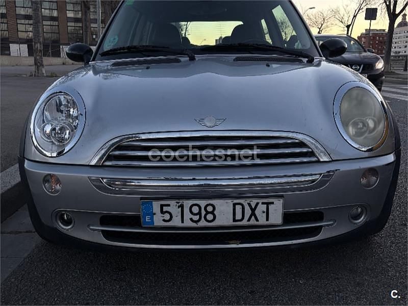 Gris / plata Usado 2006 Mini Cooper Utilitario | 3900 € (Precio justo) - Imagen 1/4