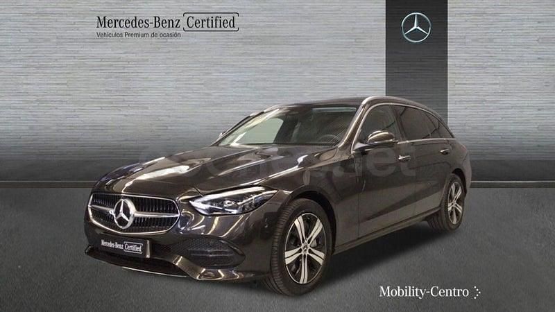 Usado Mercedes C300e Avantgarde 313 CV (230 kW) 2024 Gris grafito Familiar