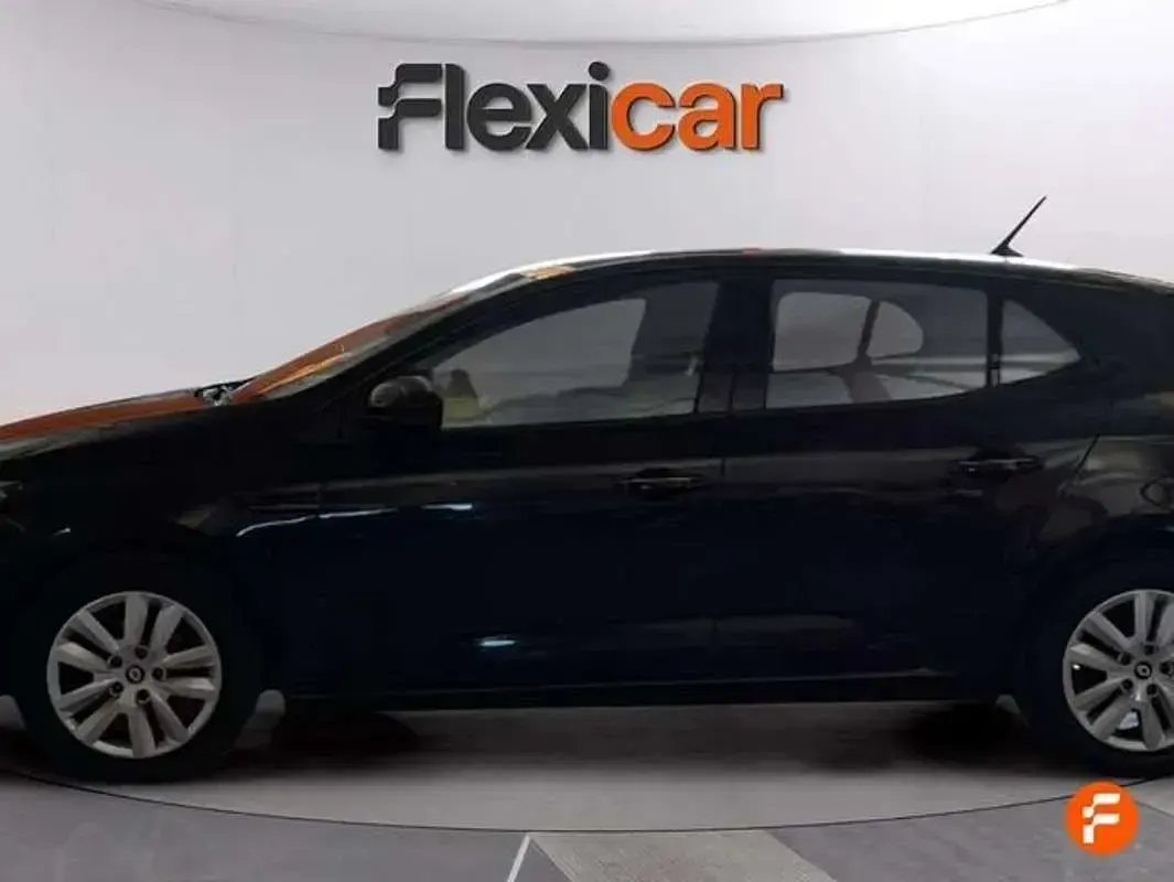 Usado Renault Mégane Intens 116 CV (85 kW) 2022 Negro Utilitario