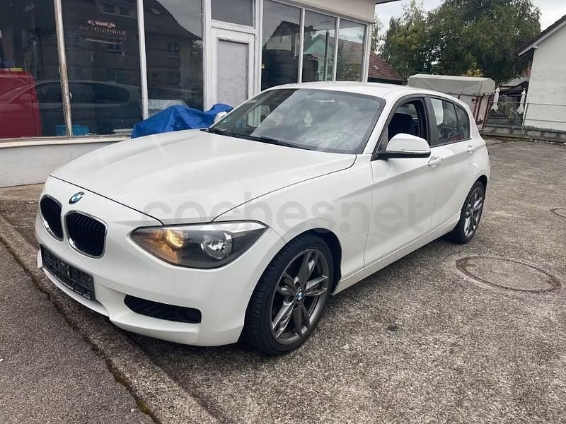 Blanco Usado 2013 BMW 116 Comfort Edition Utilitario | 8200 € (Buen precio) - Imagen 1/4