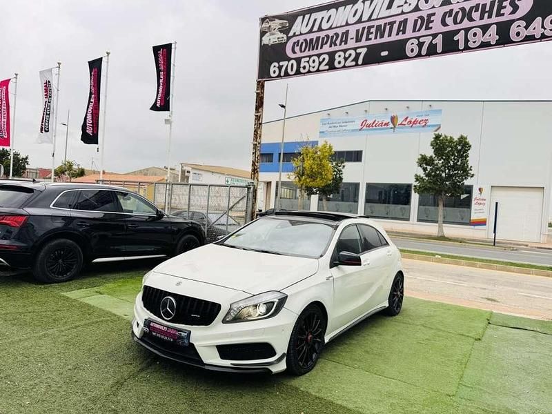 Usado Mercedes A200 AMG line 136 CV (100 kW) 2013 Blanco Utilitario