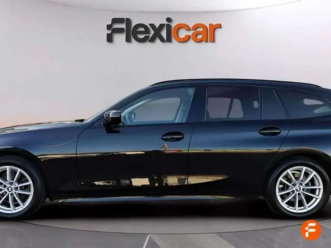 Usado BMW 320 190 CV (139 kW) 2023 Negro Familiar