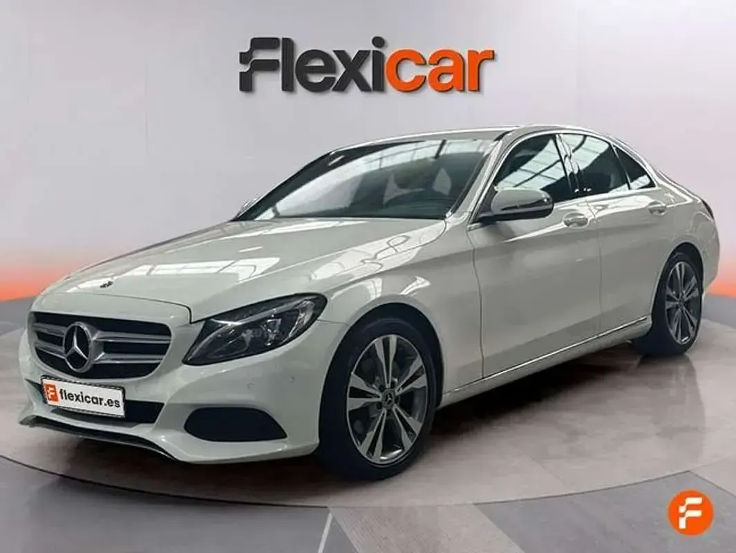 Usado Mercedes C220 194 CV (142 kW) 2018 Blanco Berlina