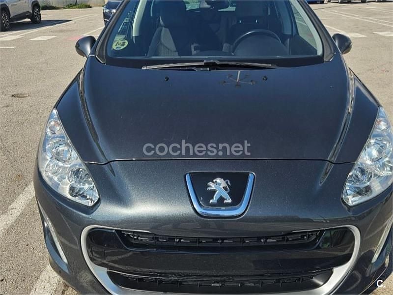 Negro Usado 2014 Peugeot 308 Allure Familiar | 7200 € (Super precio) - Imagen 1/4