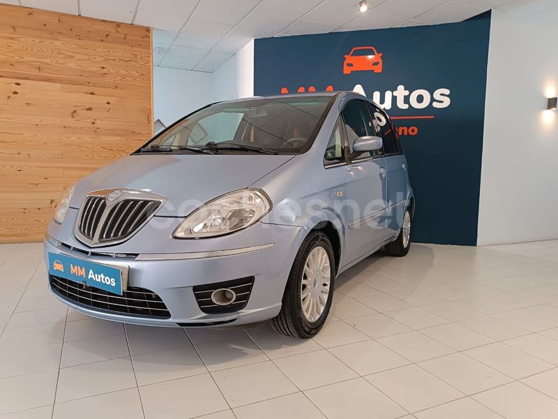 Azul Usado 2009 Lancia Musa Monovolumen | 3790 € - Imagen 1/4