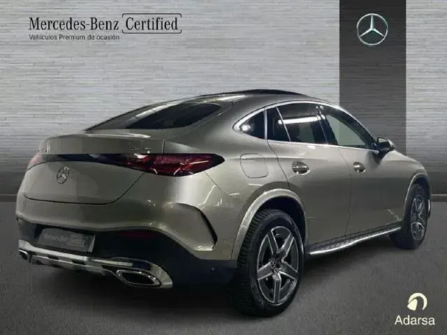 Usado Mercedes GLC300e 333 CV (244 kW) 2024 Plata mojave SUV
