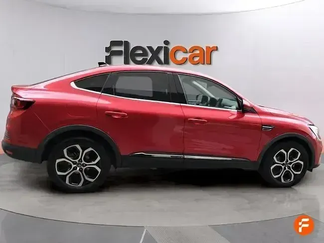 Usado Renault Arkana Equilibre 140 CV (102 kW) 2022 Rojo SUV