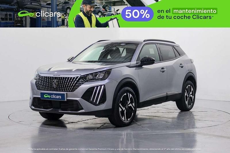 Usado Peugeot 2008 Allure 136 CV (100 kW) 2024 Plateado SUV
