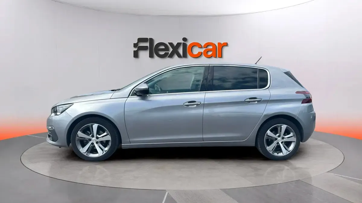 Usado Peugeot 308 S 131 CV (96 kW) 2019 Gris Berlina