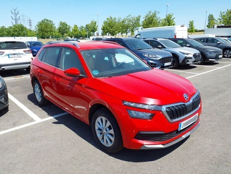 Rojo Usado 2023 Skoda Kamiq Ambition SUV | 15.500 € (Precio justo) - Imagen 1/4