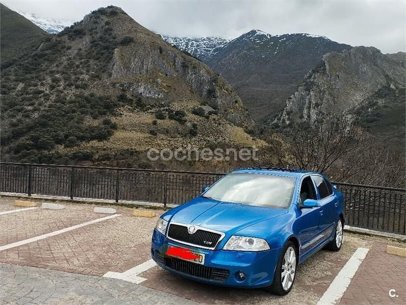 Usado Skoda Octavia RS 170 CV (125 kW) 2008 Azul Berlina