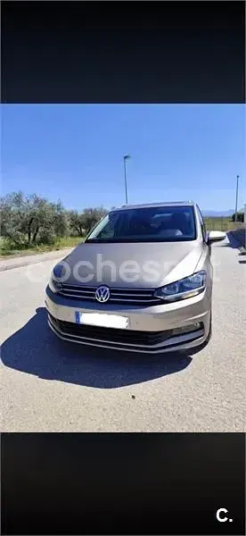 Usado VW Touran Advance 115 CV (84 kW) 2019 Beige Monovolumen