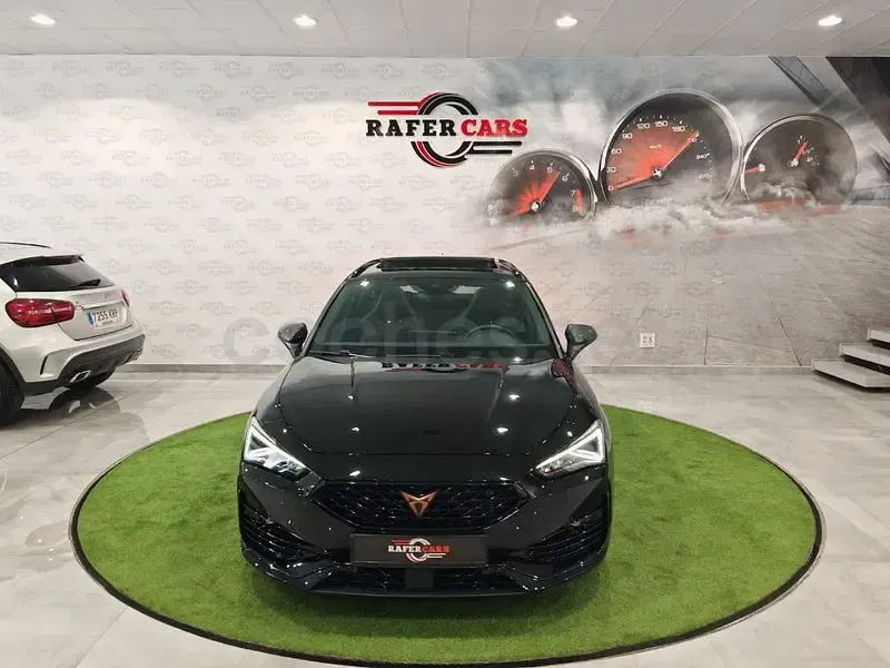 Usado Cupra Leon 310 CV (228 kW) 2022 Negro Familiar