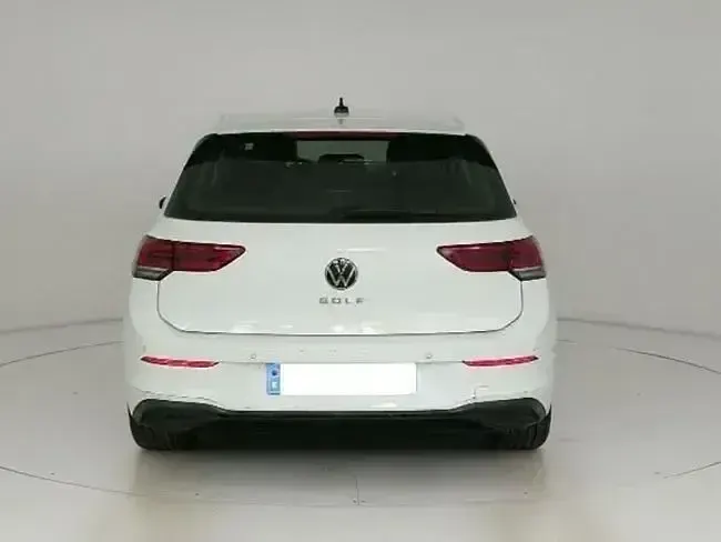Usado VW Golf VIII 116 CV (85 kW) 2022 Blanco Utilitario
