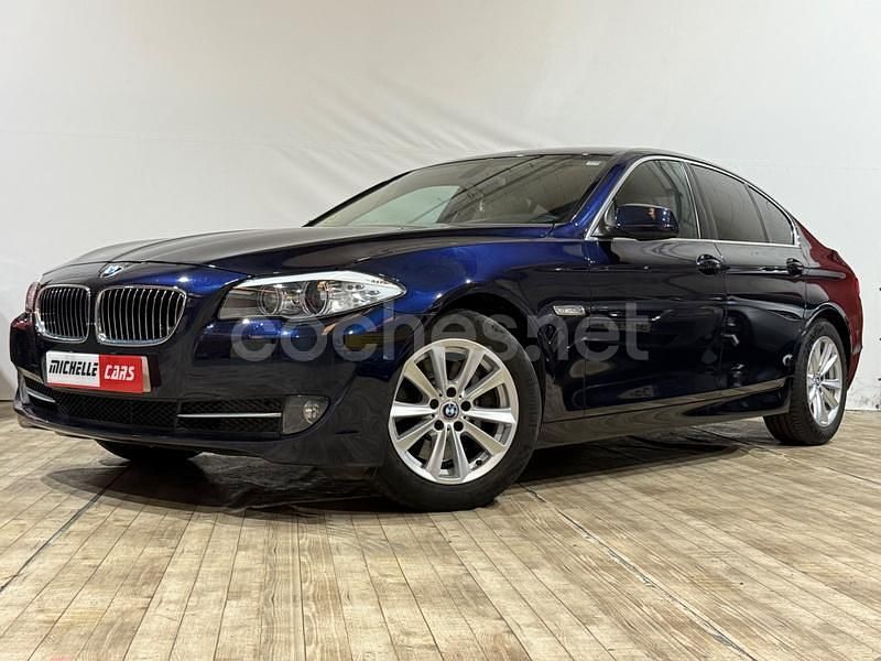 Azul Usado 2011 BMW 530 Comfort Edition Berlina | 16.999 € (Precio justo) - Imagen 1/4