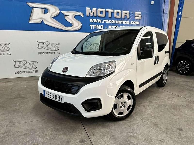 Usado Fiat Fiorino Active 77 CV (56 kW) 2017 Blanco Monovolumen