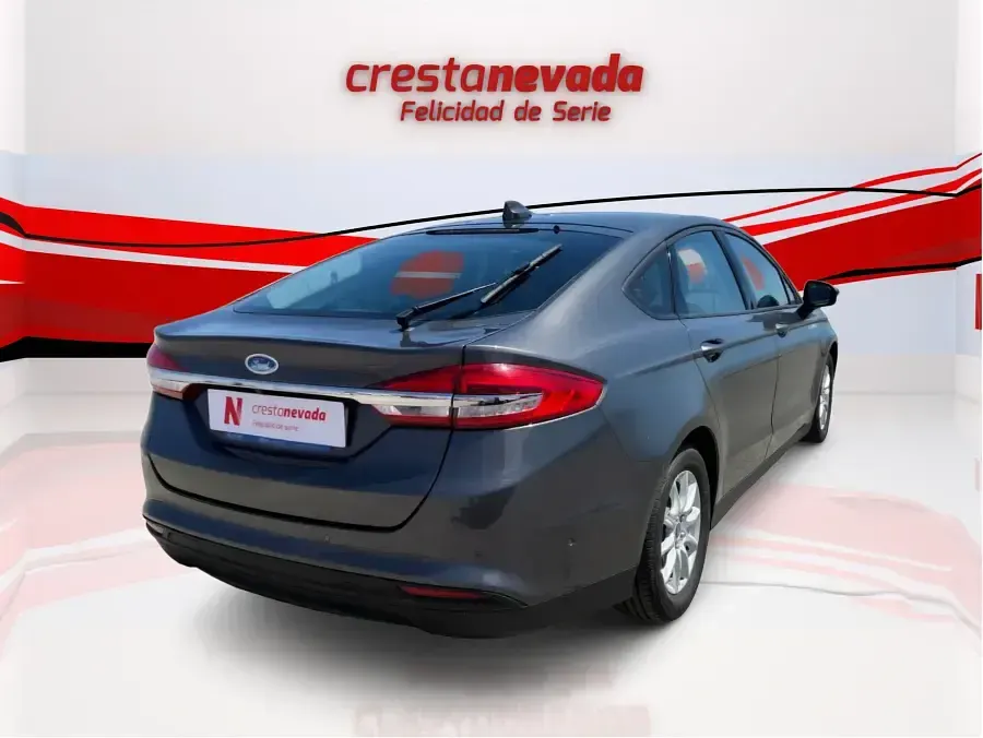 Usado Ford Mondeo Trend 150 CV (110 kW) 2021 Berlina