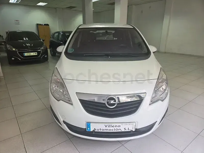 Usado Opel Meriva Enjoy 120 CV (88 kW) 2011 Blanco Monovolumen