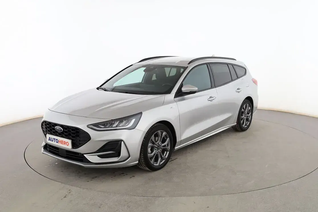 Begagnad Ford Focus ST-Line 125 HK (91 kW) 2022 Kombi