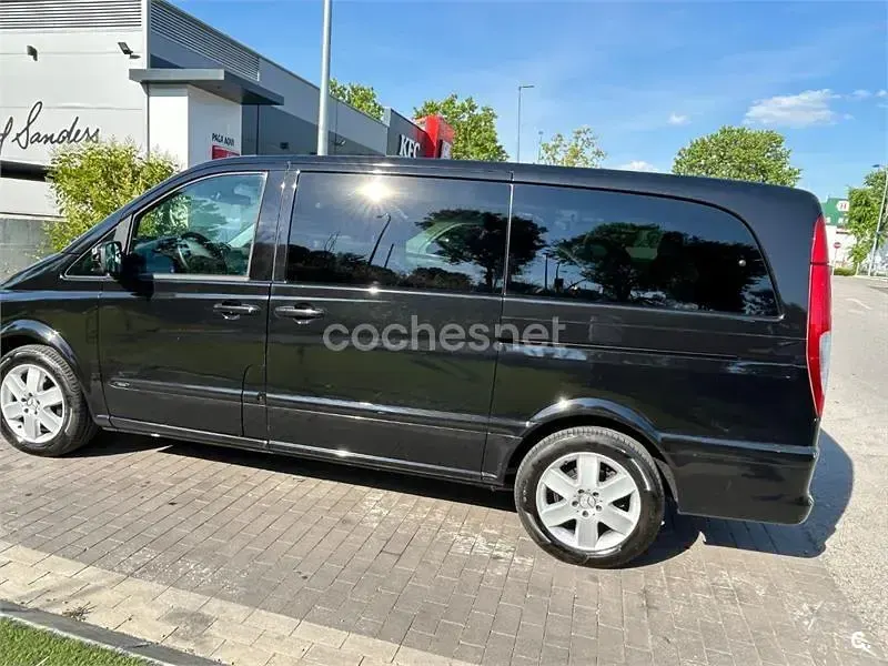 Usado Mercedes Viano 150 CV (110 kW) 2010 Negro Monovolumen