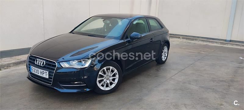 Usado Audi A3 Ambiente 105 CV (77 kW) 2013 Negro Berlina