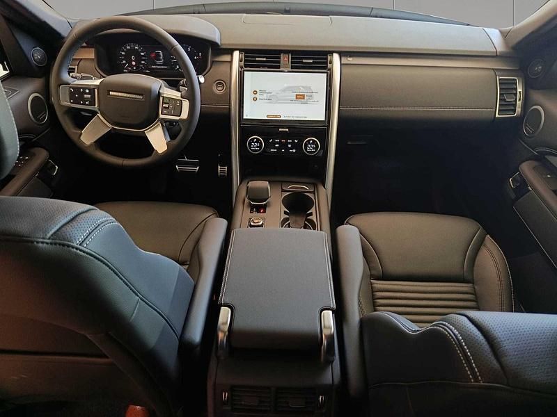 Usado Land Rover Discovery 5 SE Dynamic 249 CV (183 kW) 2026 Santorini black SUV