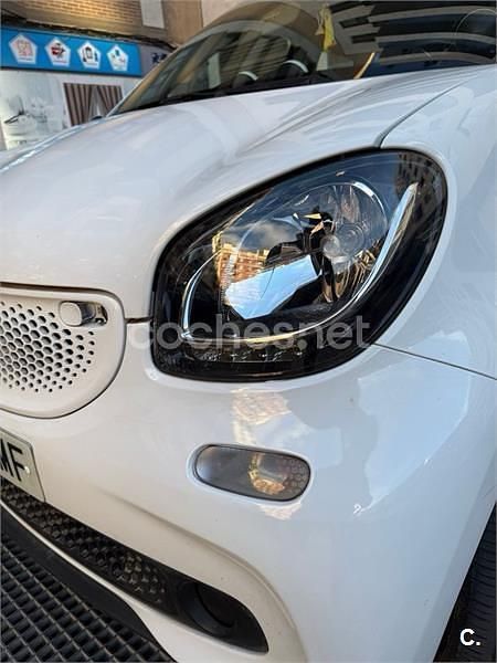 Usado Smart ForFour Passion 71 CV (52 kW) 2016 Blanco Utilitario