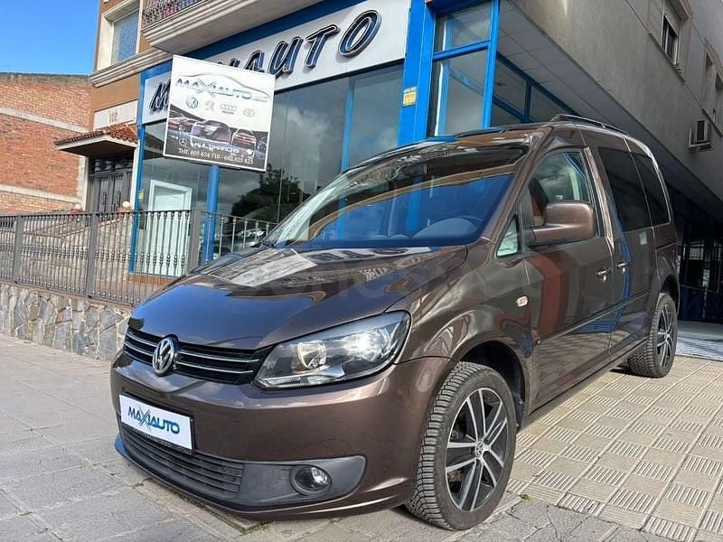 Usado VW Caddy Comfortline 102 CV (75 kW) 2014 Marrón Monovolumen