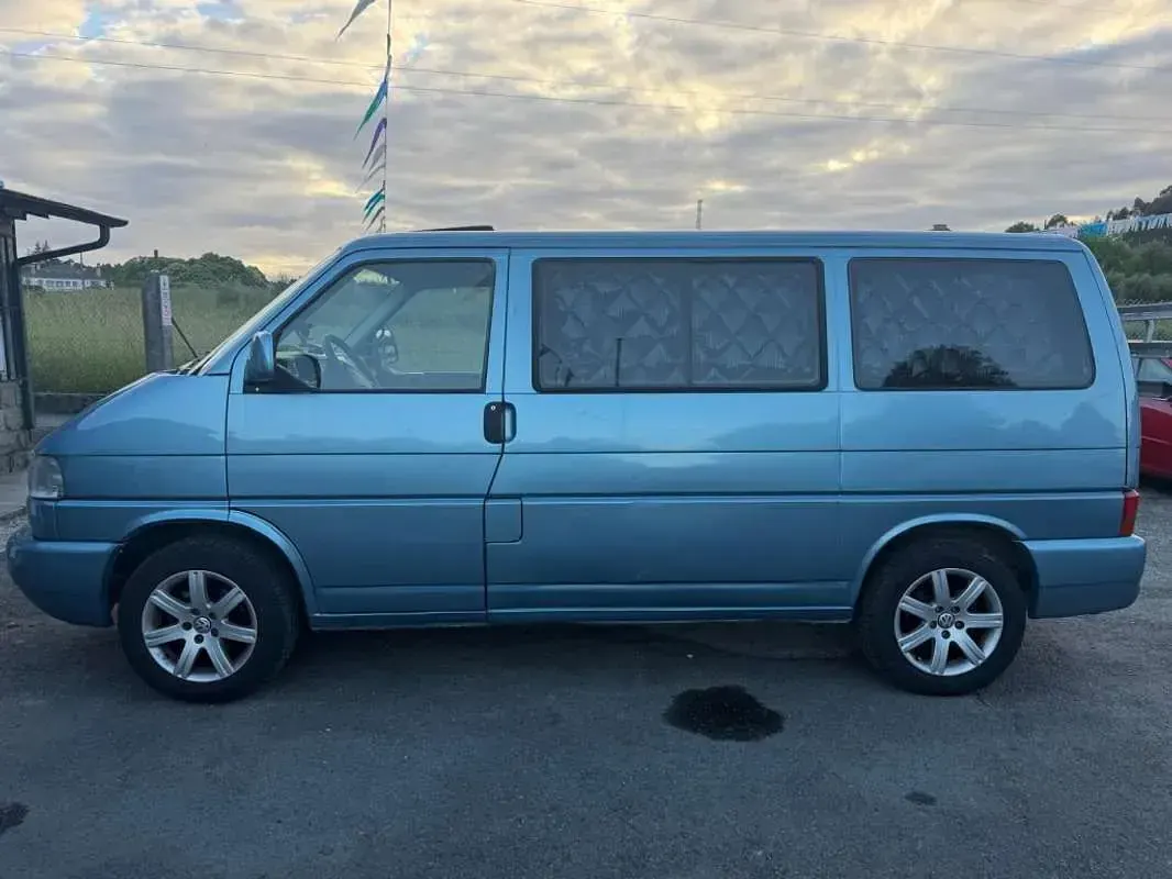 Usado VW Multivan 102 CV (75 kW) 1997 Azul Monovolumen