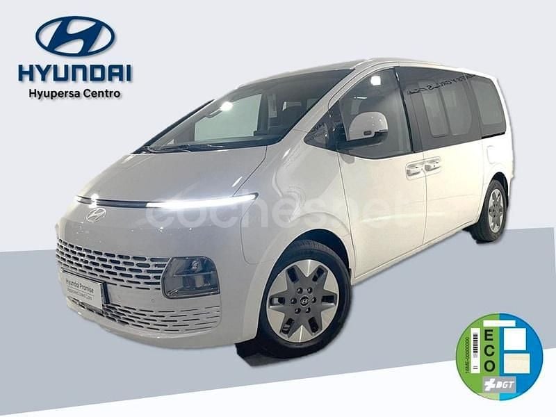Blanco Nuevo 2025 Hyundai Staria Van | 48.990 € (Precio justo) - Imagen 1/4