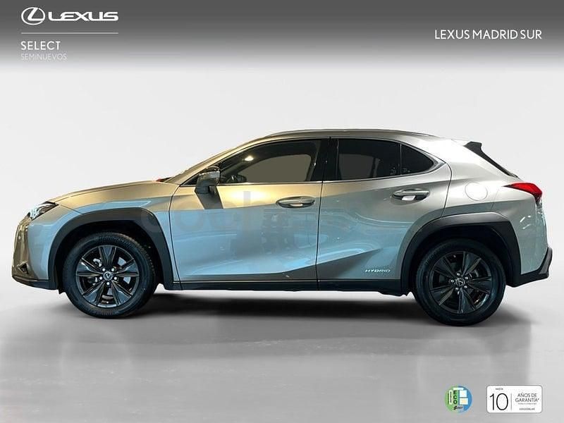 Usado Lexus UX 199 CV (146 kW) 2025 Gris / plata SUV