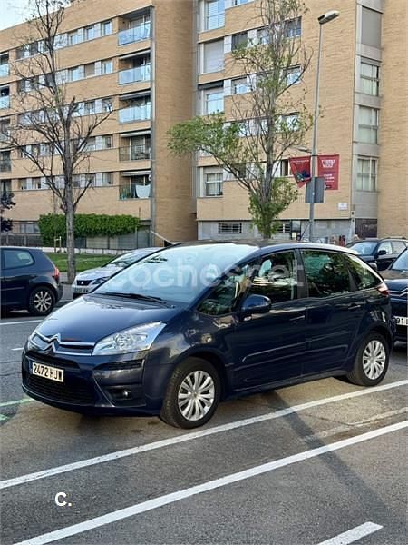 Violeta / lila Usado 2012 Citroën C4 Picasso Seduction Monovolumen | 6700 € (Un poco caro) - Imagen 1/1
