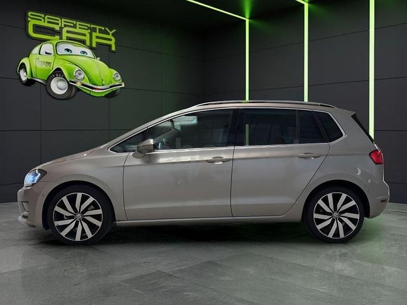 Usado VW Golf Sportsvan Sportline 150 CV (110 kW) 2015 Gris / plata Monovolumen