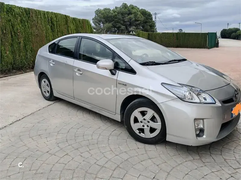 Usado Toyota Prius Eco 136 CV (100 kW) 2010 Gris / plata Utilitario
