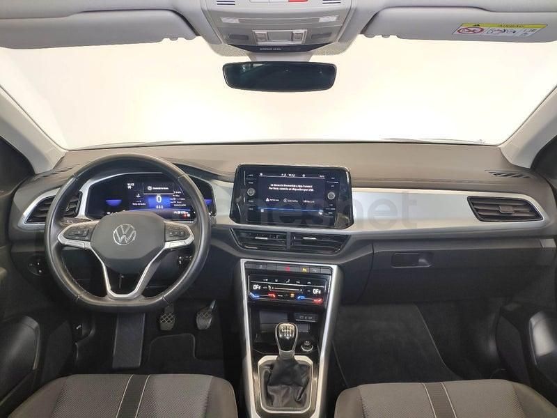 Usado VW T-Roc Life 115 CV (84 kW) 2022 Gris / plata SUV